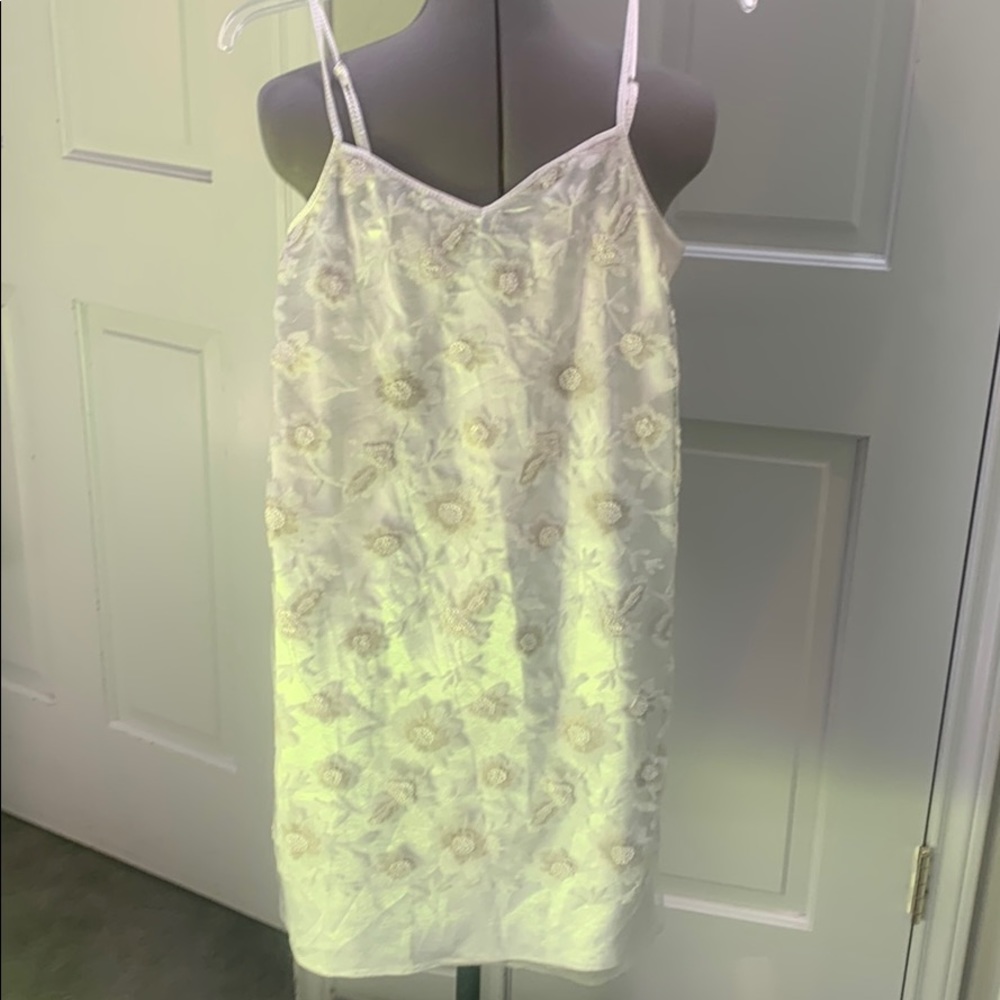Max Studio white lacy dress - Sz XS